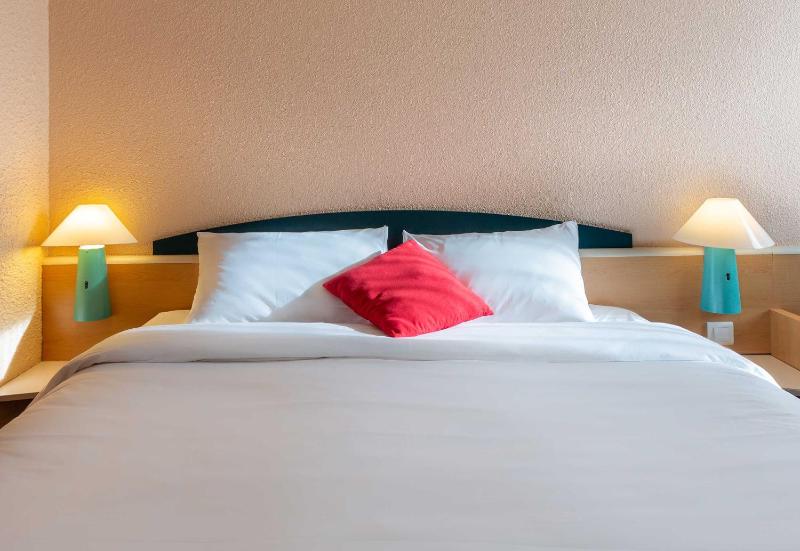 Standard Double Room image 1
