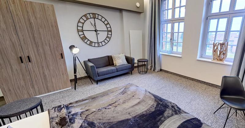 Loft Apartment image 4