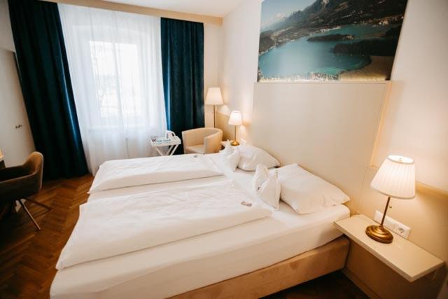 Superior Double Room image 4