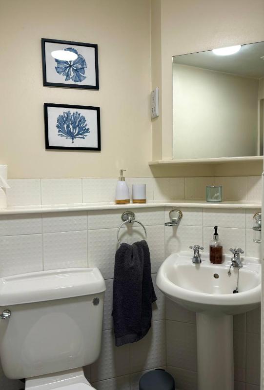 Double Room with Private Bathroom image 2