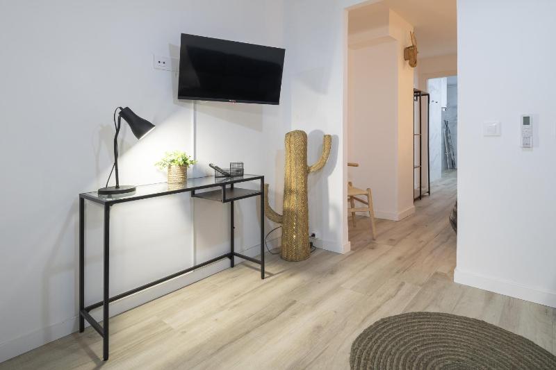 LN4 - Loft Valencia Espacioso y acogedor estudio cerca del metro zona Ayora - image 6