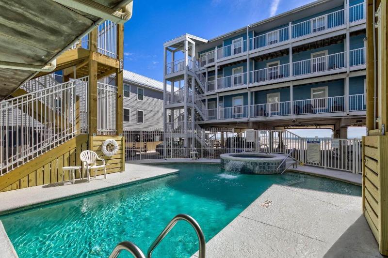 Sunchase 310 - image 6