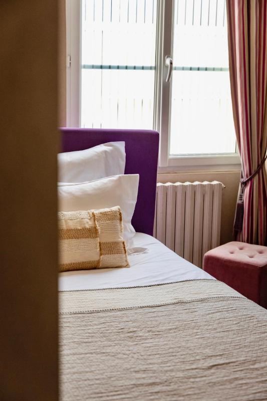 Single Room image 4
