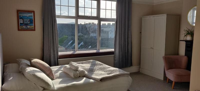Double Room with Private Bathroom image 3
