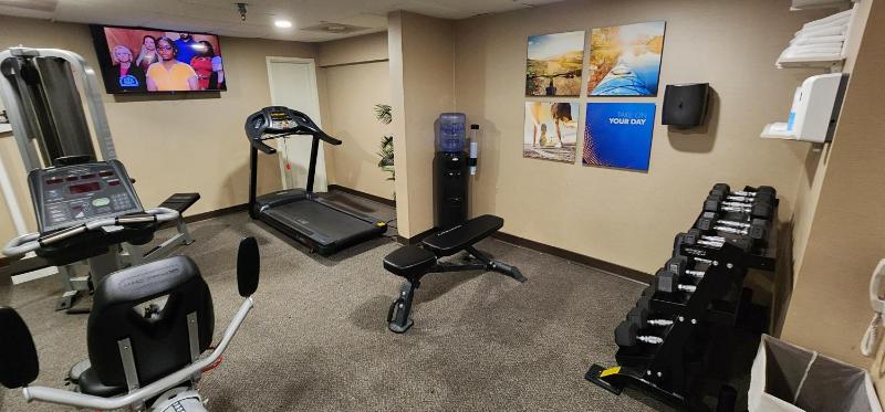 King Room - Accessible/Non-Smoking image 4