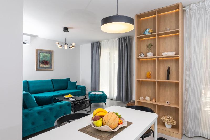 Apartment Bracholet - image 26