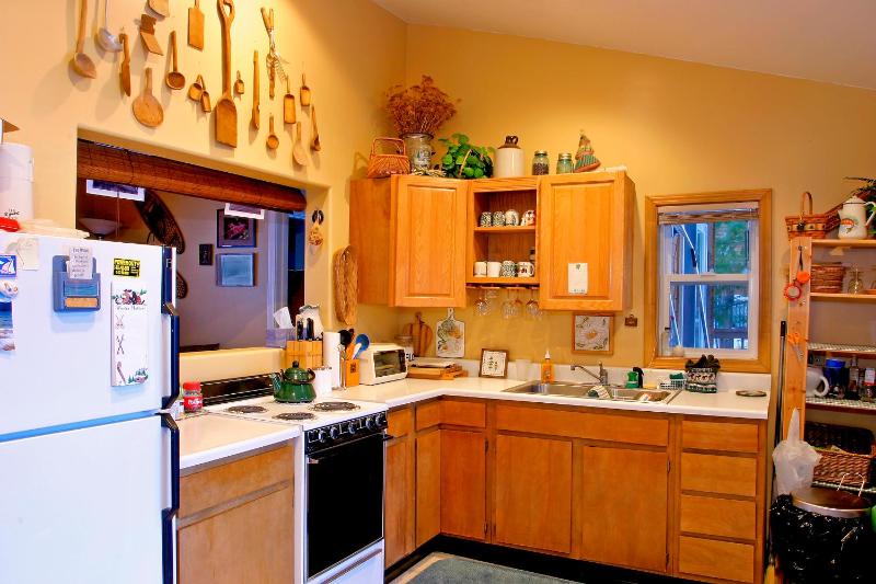 Two-Bedroom House image 2