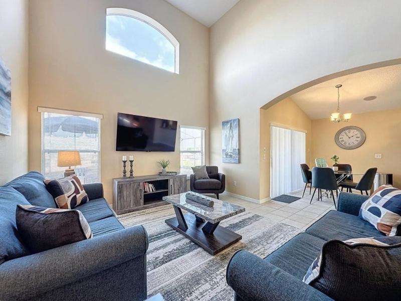 Emerald Island Four Bed Pool Home close to Disney villa - image 1