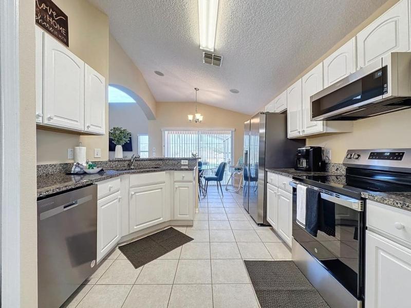 Emerald Island Four Bed Pool Home close to Disney villa - image 34
