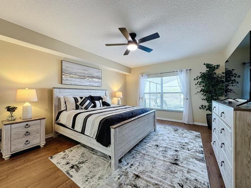 Emerald Island Four Bed Pool Home close to Disney villa - image 10