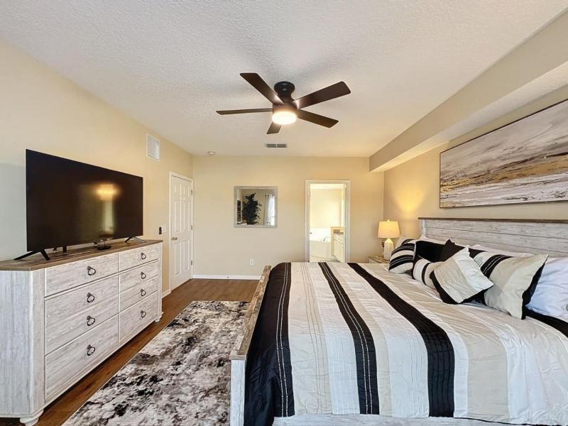 Emerald Island Four Bed Pool Home close to Disney villa - image 22