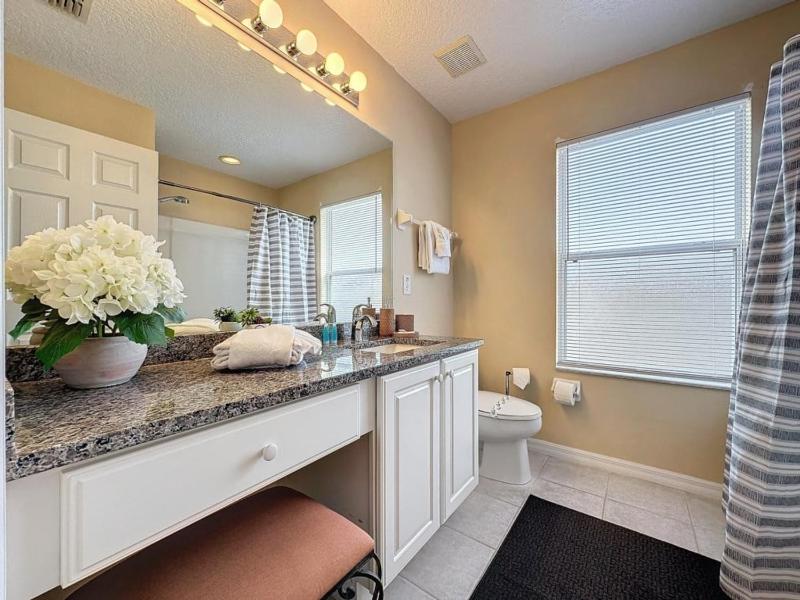 Emerald Island Four Bed Pool Home close to Disney villa - image 32