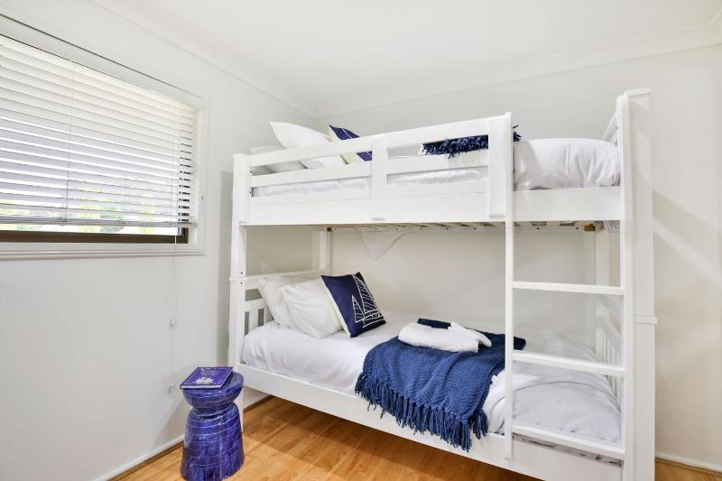 Indigo Pet Friendly 5 Mins Walk to Bay - image 12
