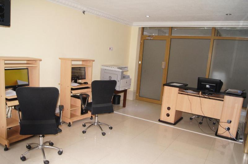 Tiffany Diamond Hotels Ltd - Indira Gandhi street - image 9