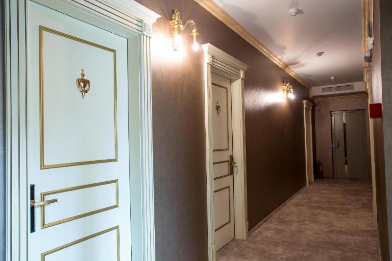The Arlington Boutique Hotel - image 14