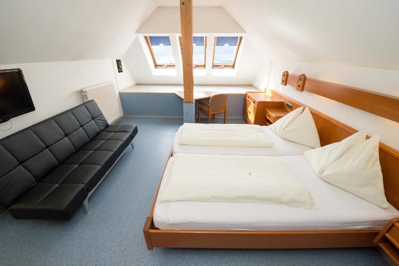 Duplex Apartment with Lake View image 4
