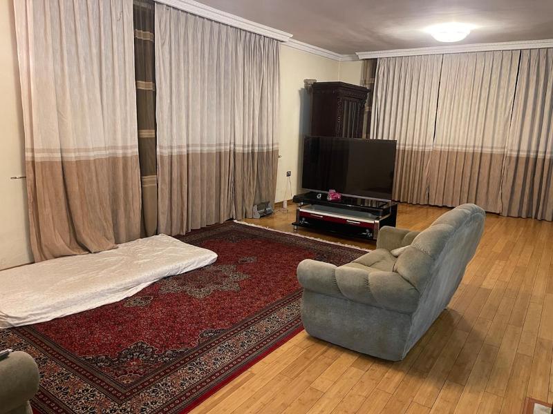 Pristine Three bedroom Home - image 15