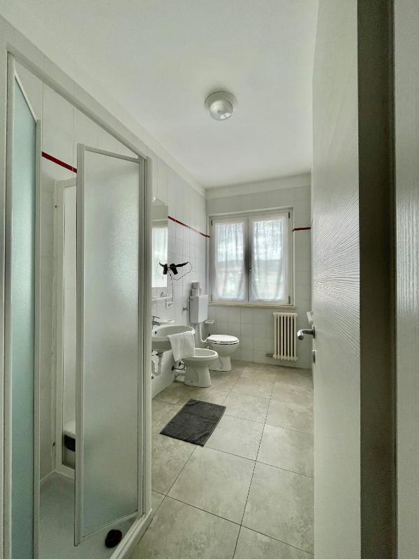 Luxury Apartment (4 adults) image 2