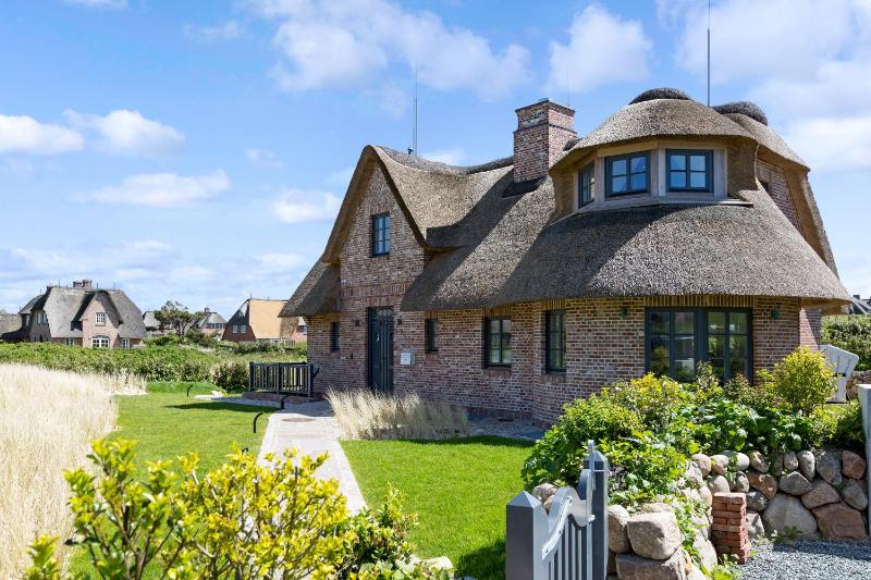Holiday Home image 1