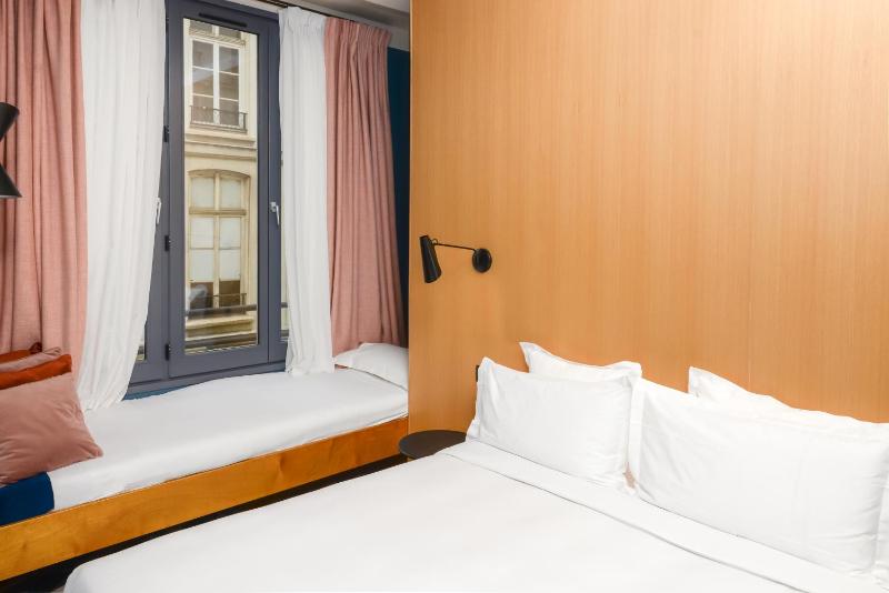 King Room image 3