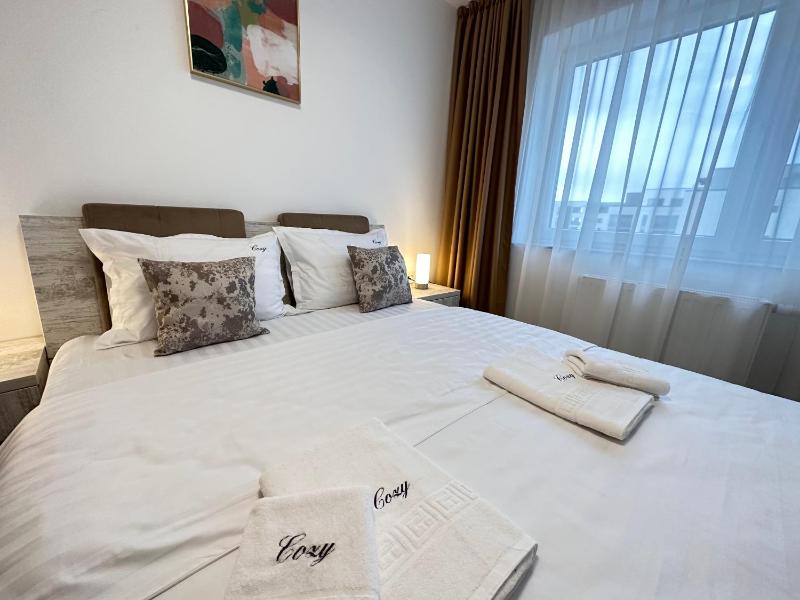Coresi Mall Exclusive #Collection Apartments & Studios Brasov - image 4
