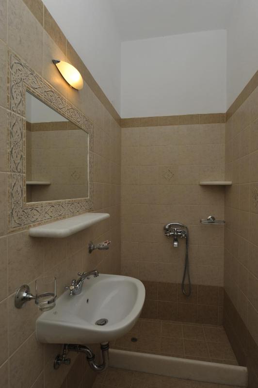 Superior Double or Twin Room with Sea View image 4