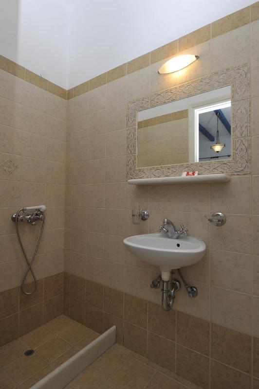 Superior Double or Twin Room with Sea View image 3