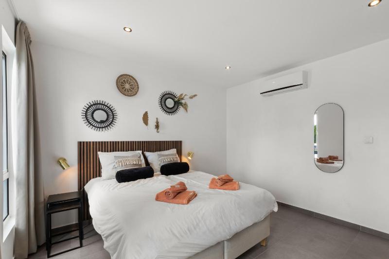 Villa Sol A Luna - Mambo Beach - image 16