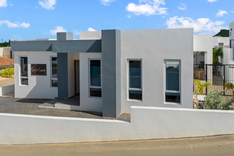 Villa Sol A Luna - Mambo Beach - image 5
