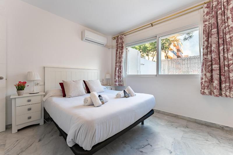 MalagaSuite Terrace & Parking Stay Fuengirola - image 7