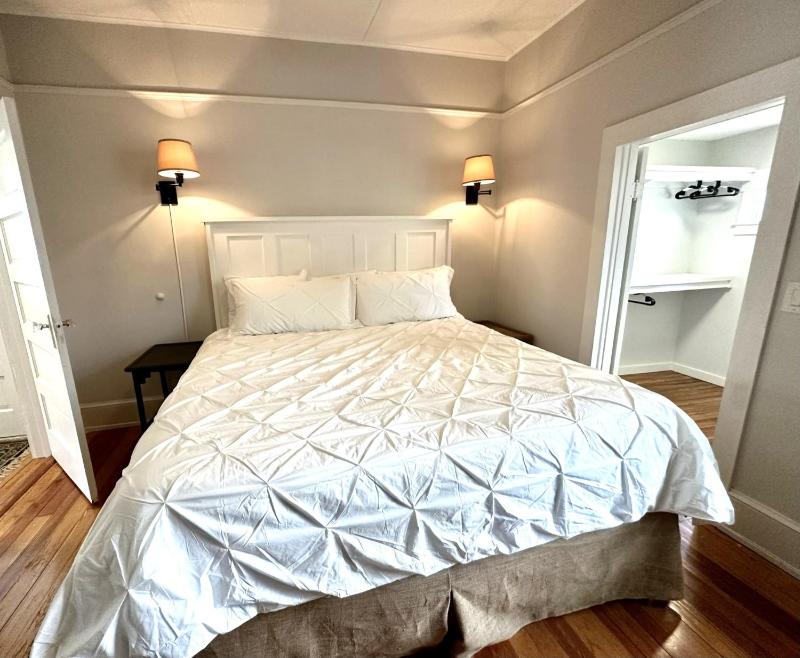 Lemon Street Retreat Renovated 1920 Craftman Half mile Stroll to Historic DT Beaches 3 mi to Vilano & 5 to St Aug - image 38