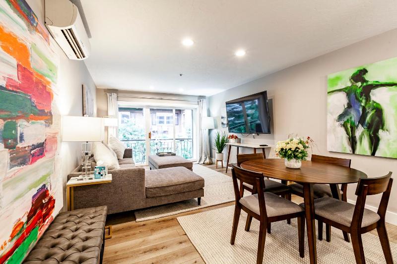 One-Bedroom Apartment image 1