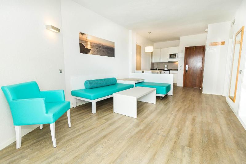 Two-Bedroom Apartment (4 Adults) image 1