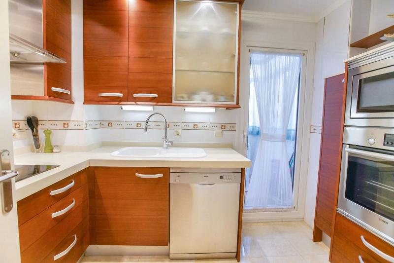 Modern apartment in Roquetas de Mar with sea view - image 7