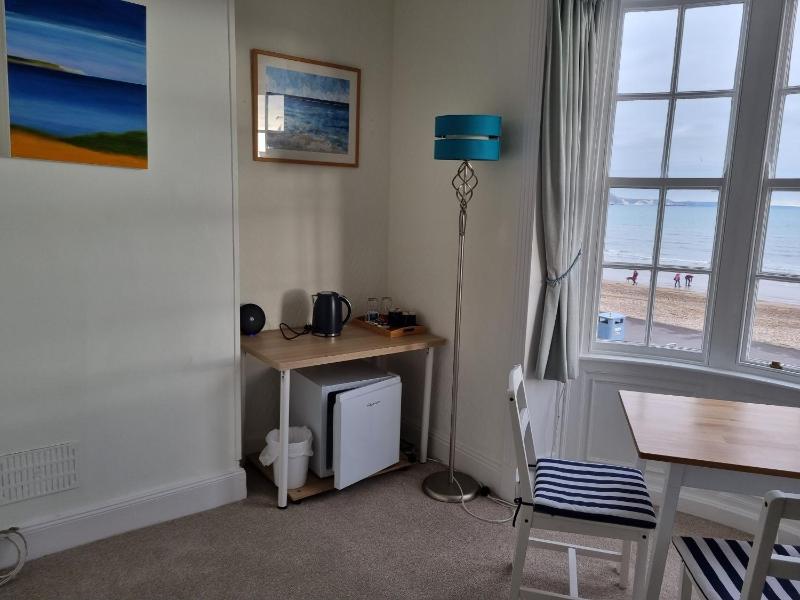 Seaspray Guest House - image 33