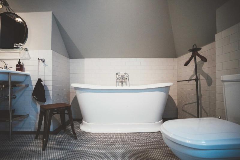 Deluxe Double Room image 2