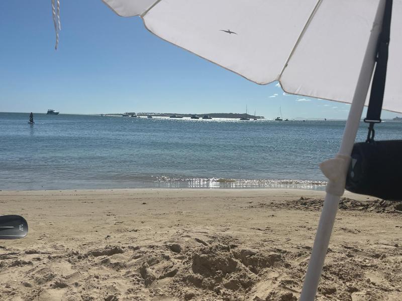 Frente al Mar Servicio de Playa A pasos de Gorlero y Puerto Garage Limpieza diaria - image 3