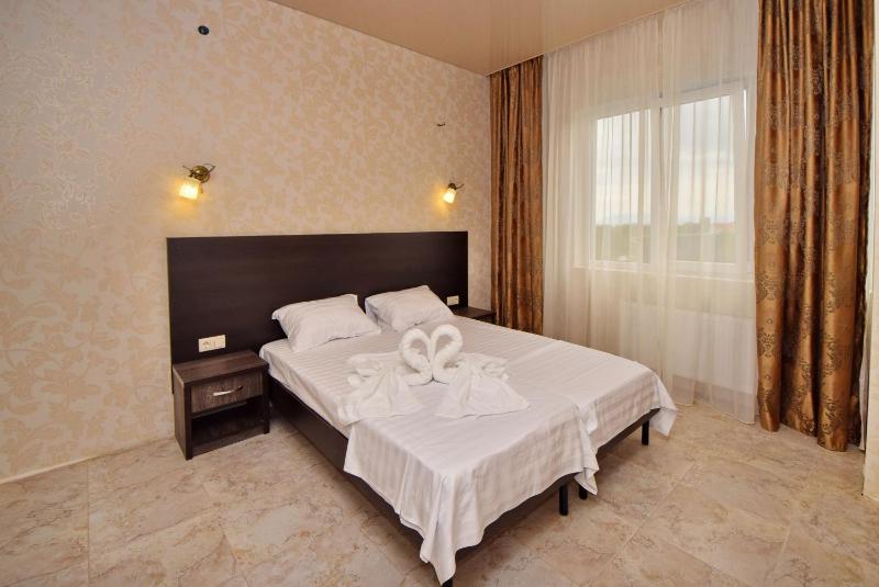 Triple Room with Mountain View image 3