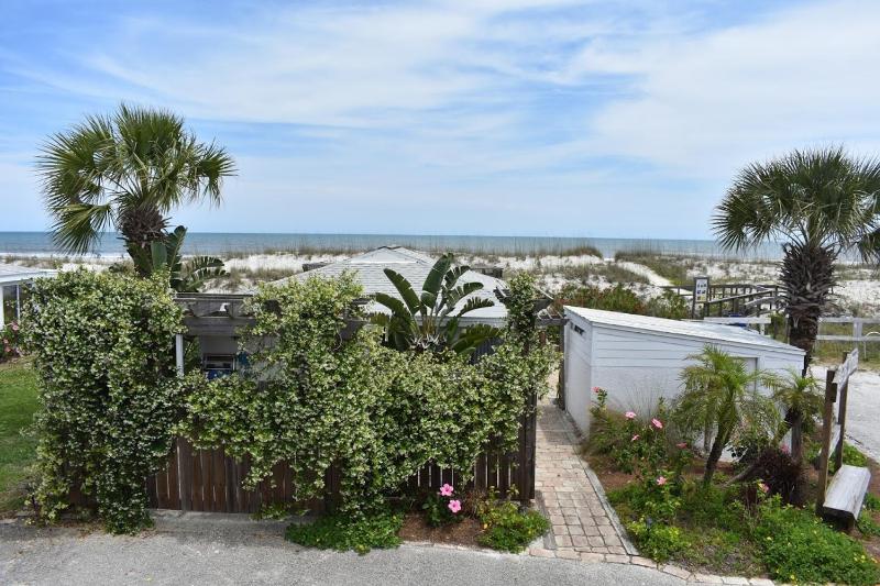 Cottage Four DIRECT OCEANFRONT Romantic Cottage Best Beach - Walk to Restaurants - Downtown only 5 Miles - image 21