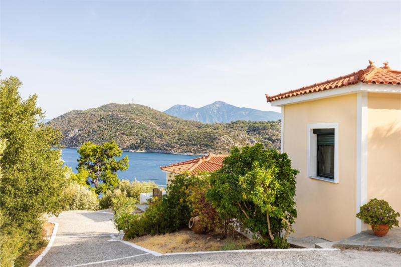 Villa image 2