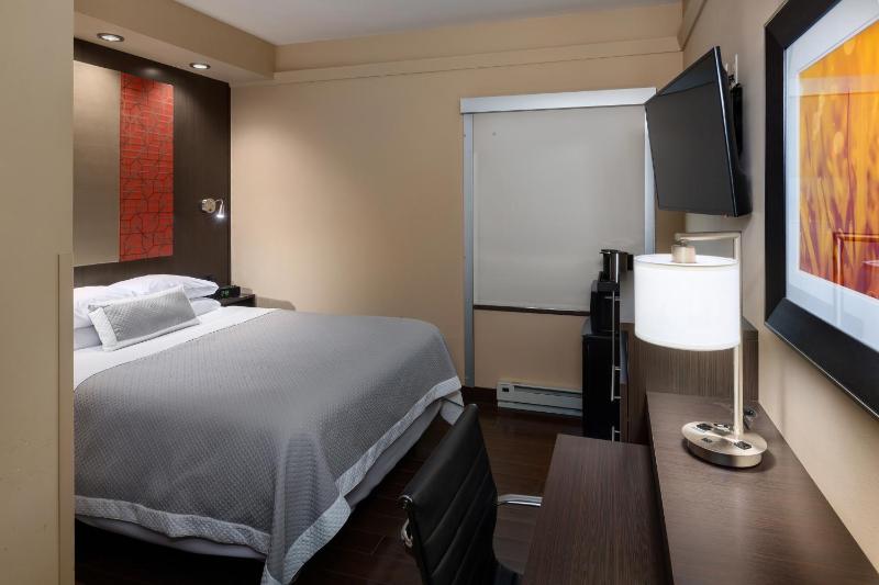 Single Room image 1