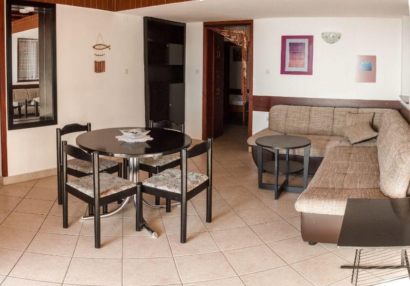 Apartments Marija - image 4