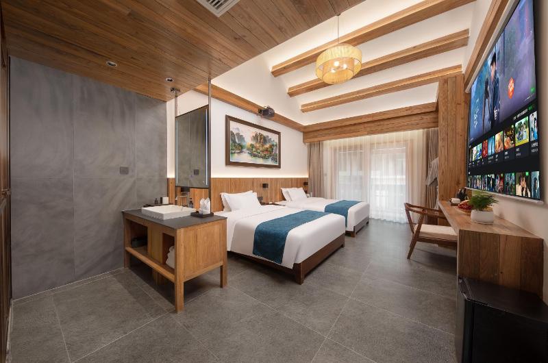 Zhangjiajie Valley Love Original Ecological Hotel - Free pick-up and drop-off Service - 24-hour Self-service coffee - Ice Cubes - Outdoor viewing Platform - Self-service laundry room Dryer - Free photography service in Hotel area - image 33