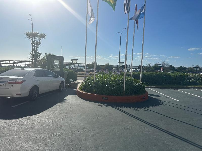 Frente al Mar Servicio de Playa A pasos de Gorlero y Puerto Garage Limpieza diaria - image 12