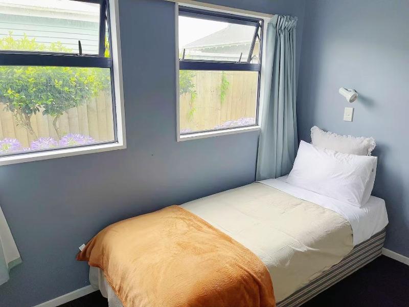 AAA Northlands Motel - image 27