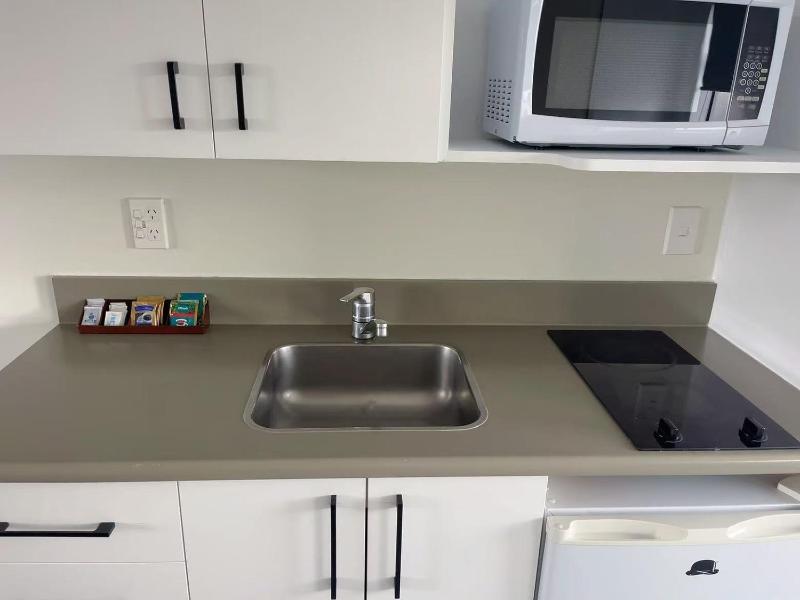 AAA Northlands Motel - image 37