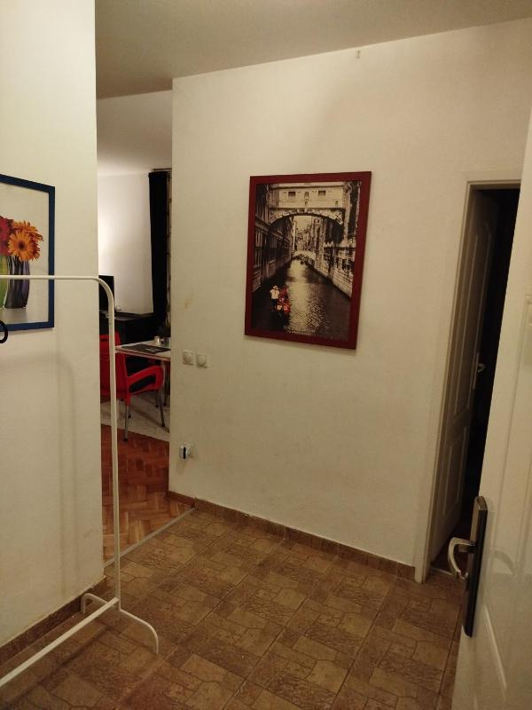Apartment image 3