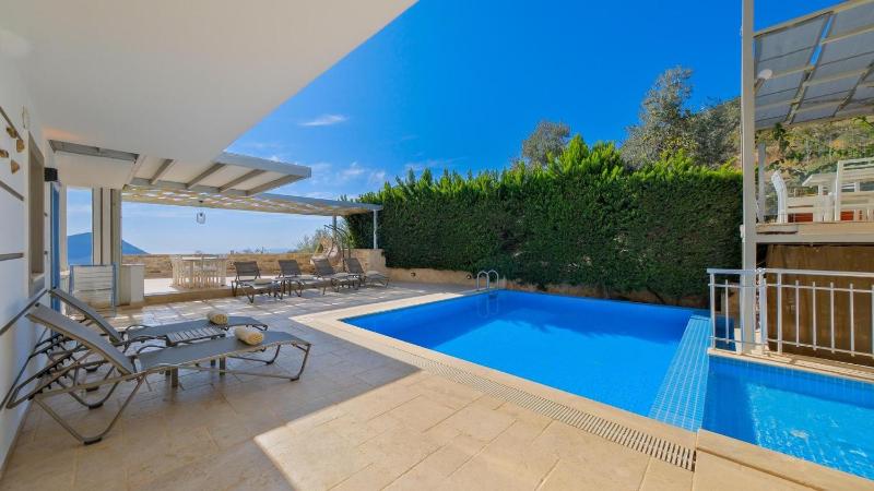 Kalkan 5 Bedroom Villa - 2 Minutes drive to Kalkan - image 1