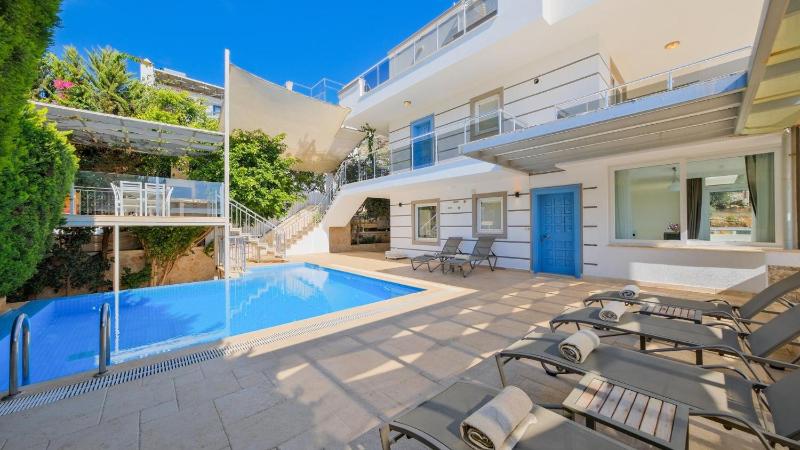 Kalkan 5 Bedroom Villa - 2 Minutes drive to Kalkan - image 9