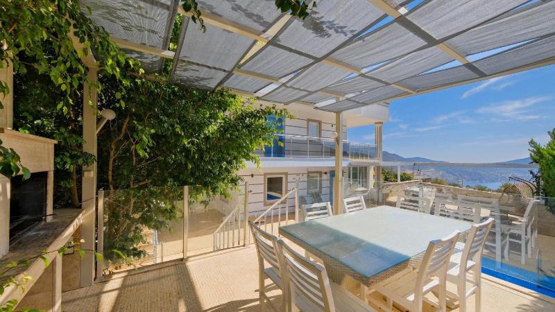Kalkan 5 Bedroom Villa - 2 Minutes drive to Kalkan - image 8